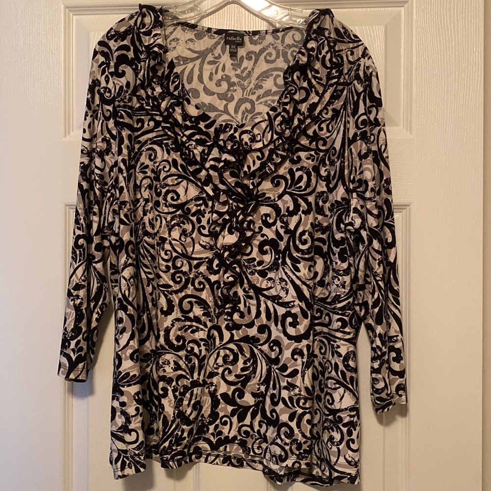 Rafaella Black and White 3/4 Sleeve Top